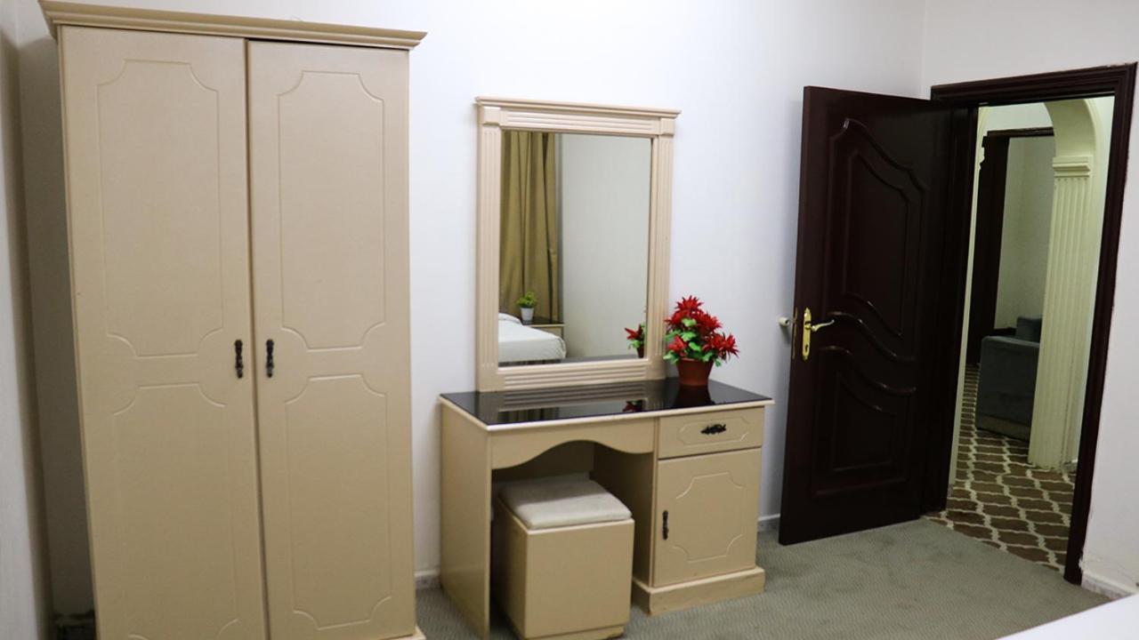 Al Farhan Hotel Suites Riyadh Exterior photo