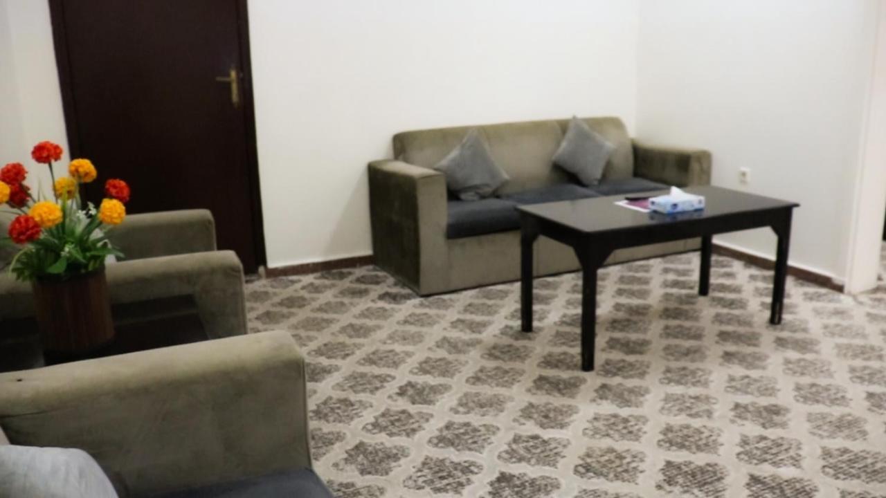 Al Farhan Hotel Suites Riyadh Exterior photo