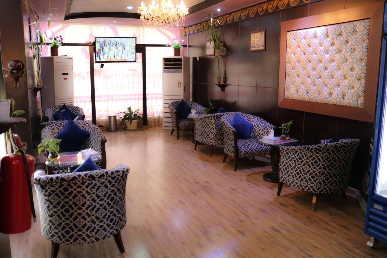 Al Farhan Hotel Suites Riyadh Exterior photo