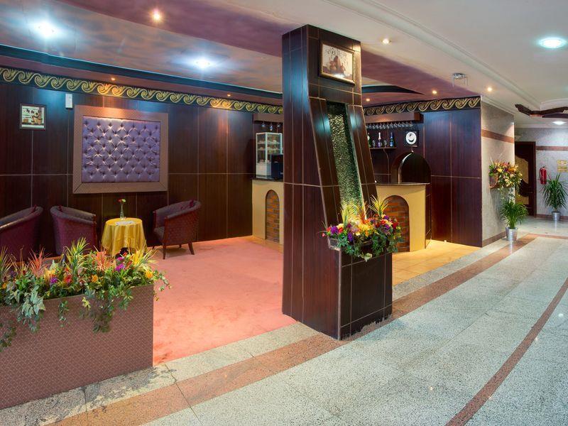 Al Farhan Hotel Suites Riyadh Exterior photo